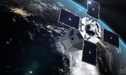 Technologies militaires spatiales : satellites, lasers et systèmes orbitaux
